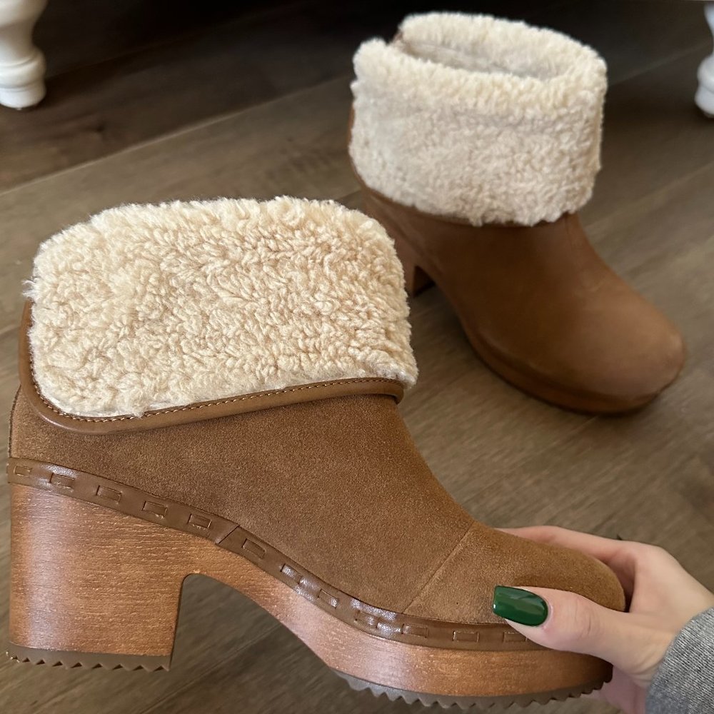 DSW Crown Vintage Seloina Bootie - Picture 2 of 10
